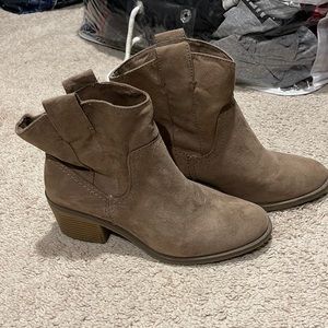 Brown ankle boots